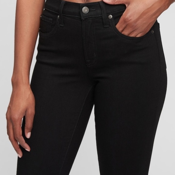 NWT! GAP Black Mid Rise True Skinny Jeans - Size 4P/27P💕 - Picture 3 of 5